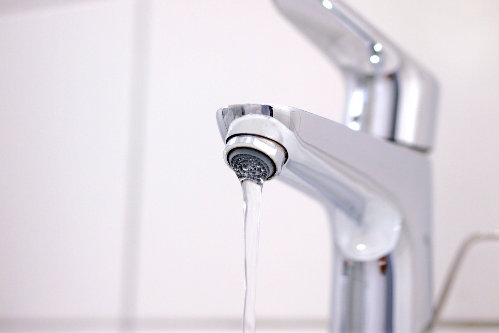 蛇口 掃除
水道の蛇口のイメージ図