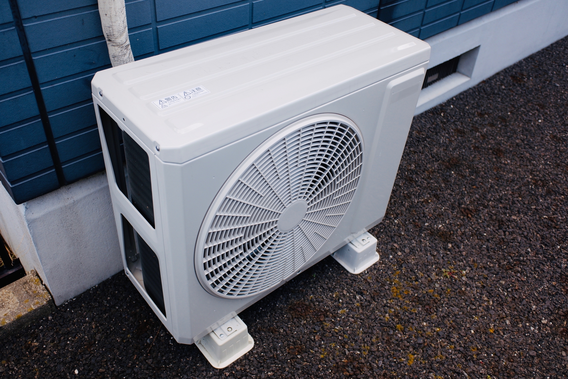 エアコン 室外機 うるさい エアコン 室外機 イメージ図