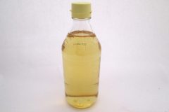 雑巾がけはお酢を使うと床がキレイになる？