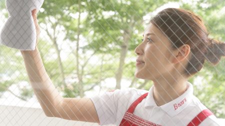 換気扇の汚れがひどくてニオイがひどい場合は掃除が必要です