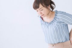 腰痛の予防は姿勢が大事！家事による腰痛を防ぐ5つのポイント