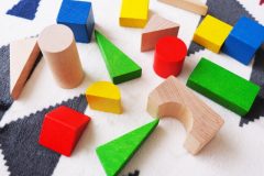 収納に悩む子どものおもちゃ、定額制レンタルはメリットいっぱい？
